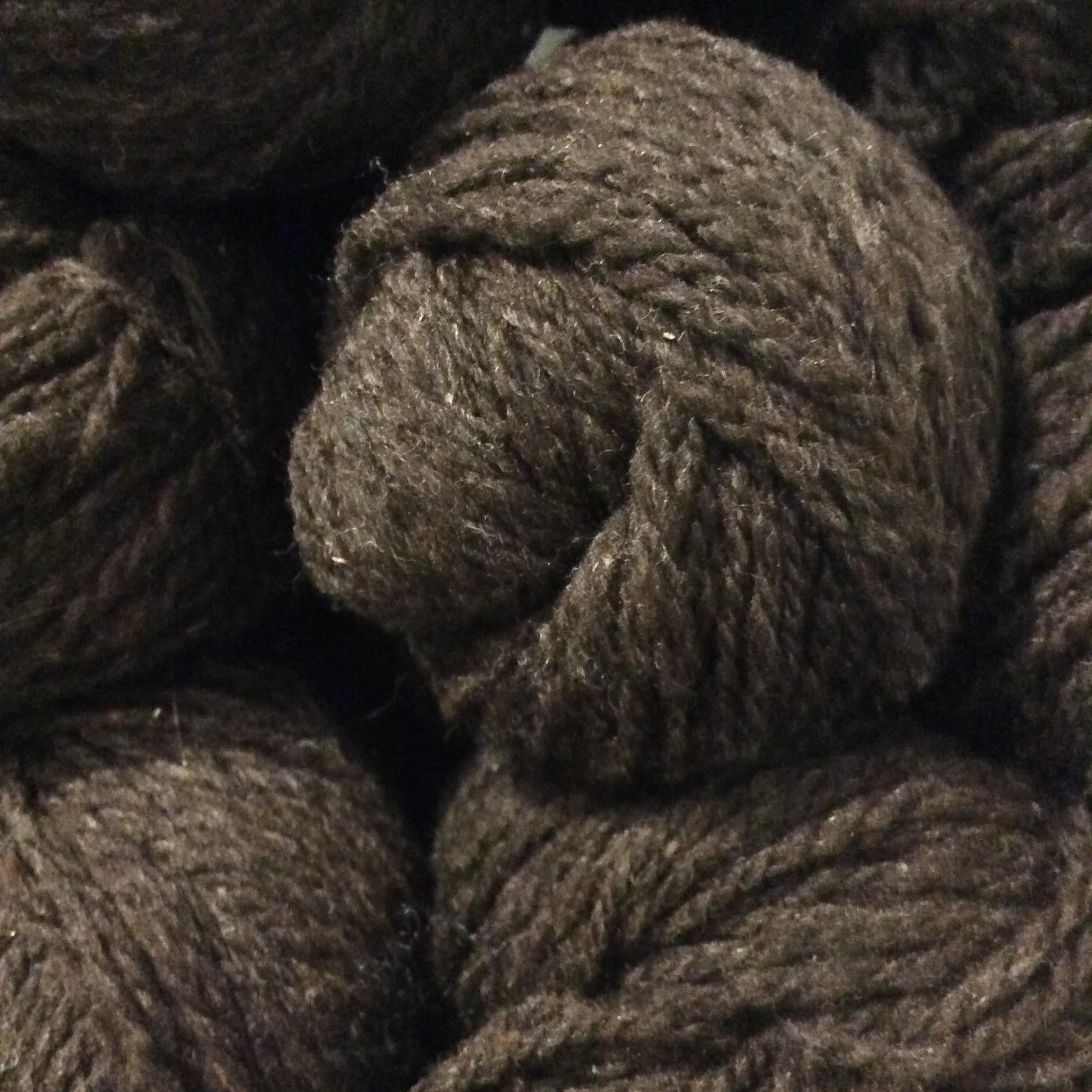 Natural black wool deals yarn